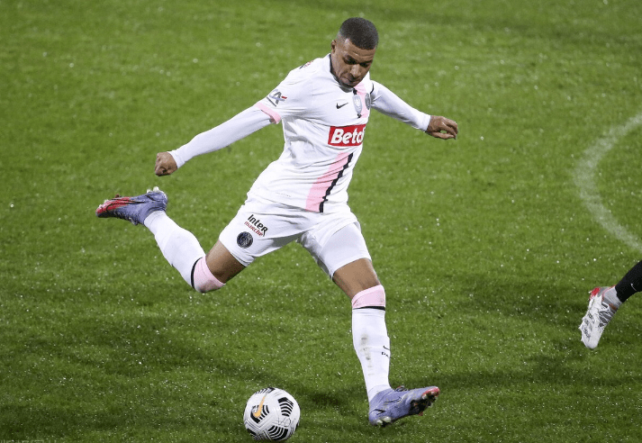 英雄联盟-里程碑夜菲尼克斯太阳防线松动，法国杯关键时刻刷纪录，震撼外界，年轻球员得到机会