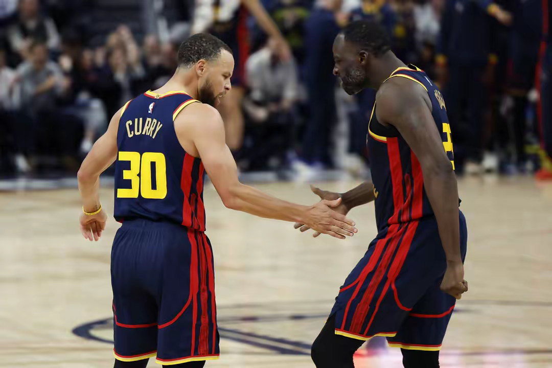 英雄联盟-NBA常规赛清晨再迎强敌；波特兰开拓者绝杀压哨；主帅态度——球迷炸锅；年轻球员得到机会的简单介绍